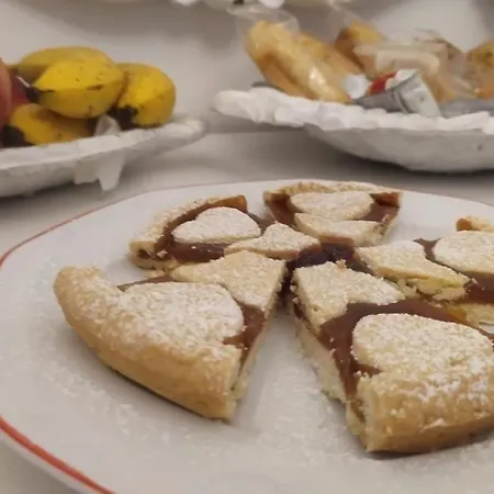 Alojamento de Acomodação e Pequeno-almoço Pietrachiara Bari