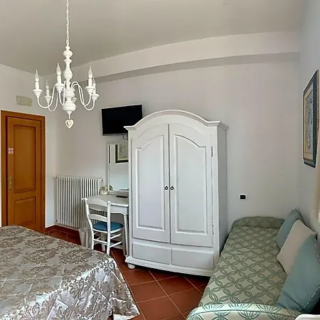 Pietrachiara Panzió Bari